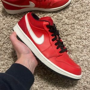 Jordan 1 low